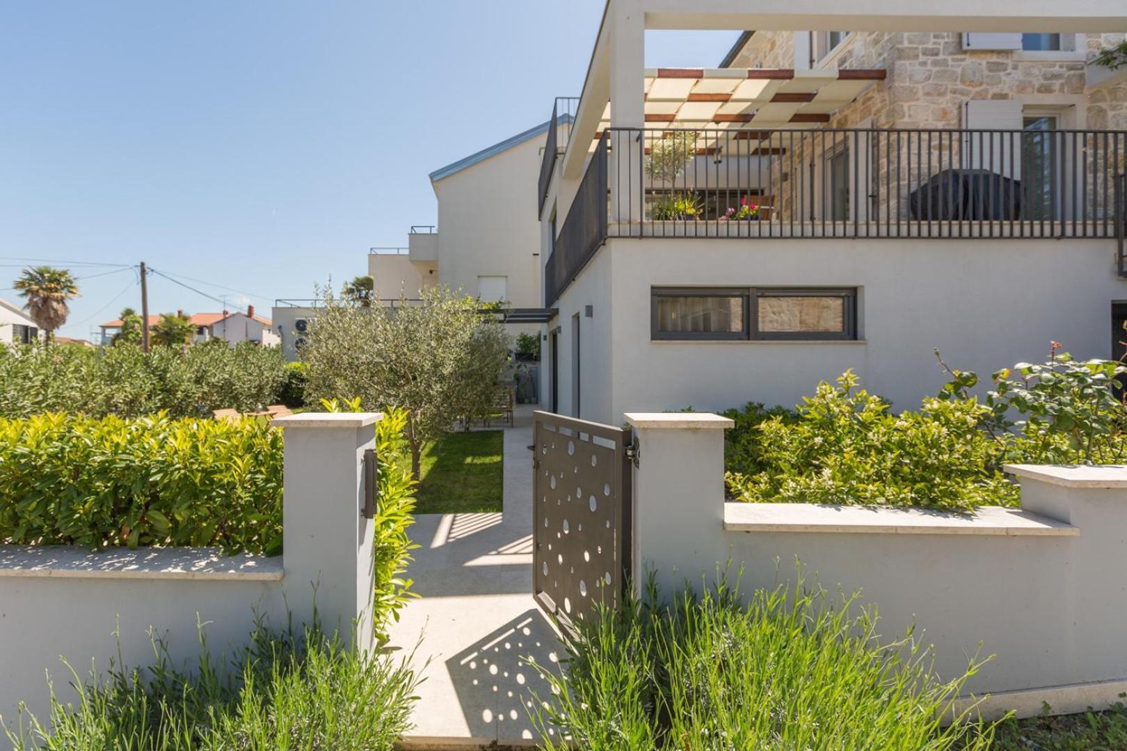 Riva Garden Exclusive Apartment Funtana Exterior photo